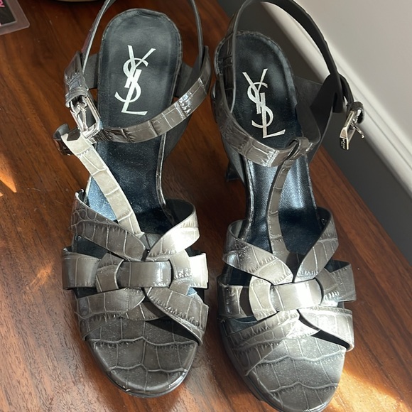 YSL PLATFORM HEELS EXCELLENT CONDITION - Picture 2 of 3